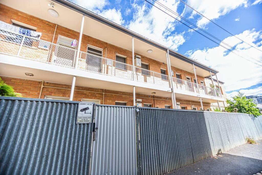 Apartment Hutt Street's Secret Corner *