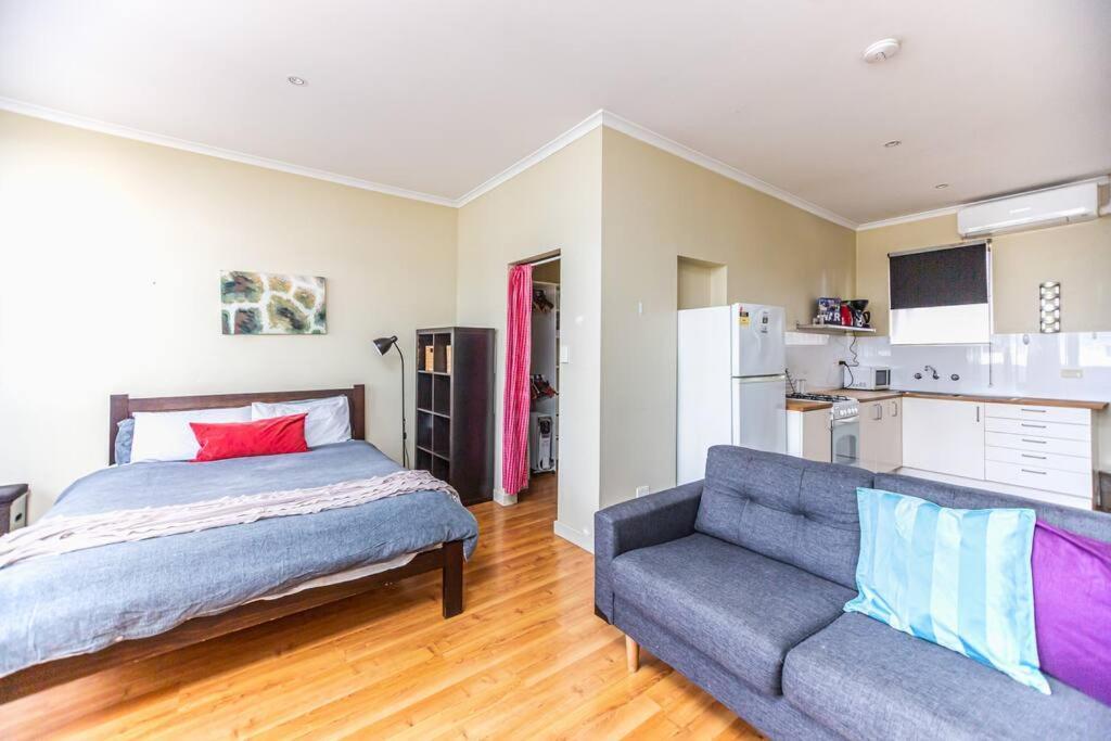 Apartment Hutt Street's Secret Corner Adelaide