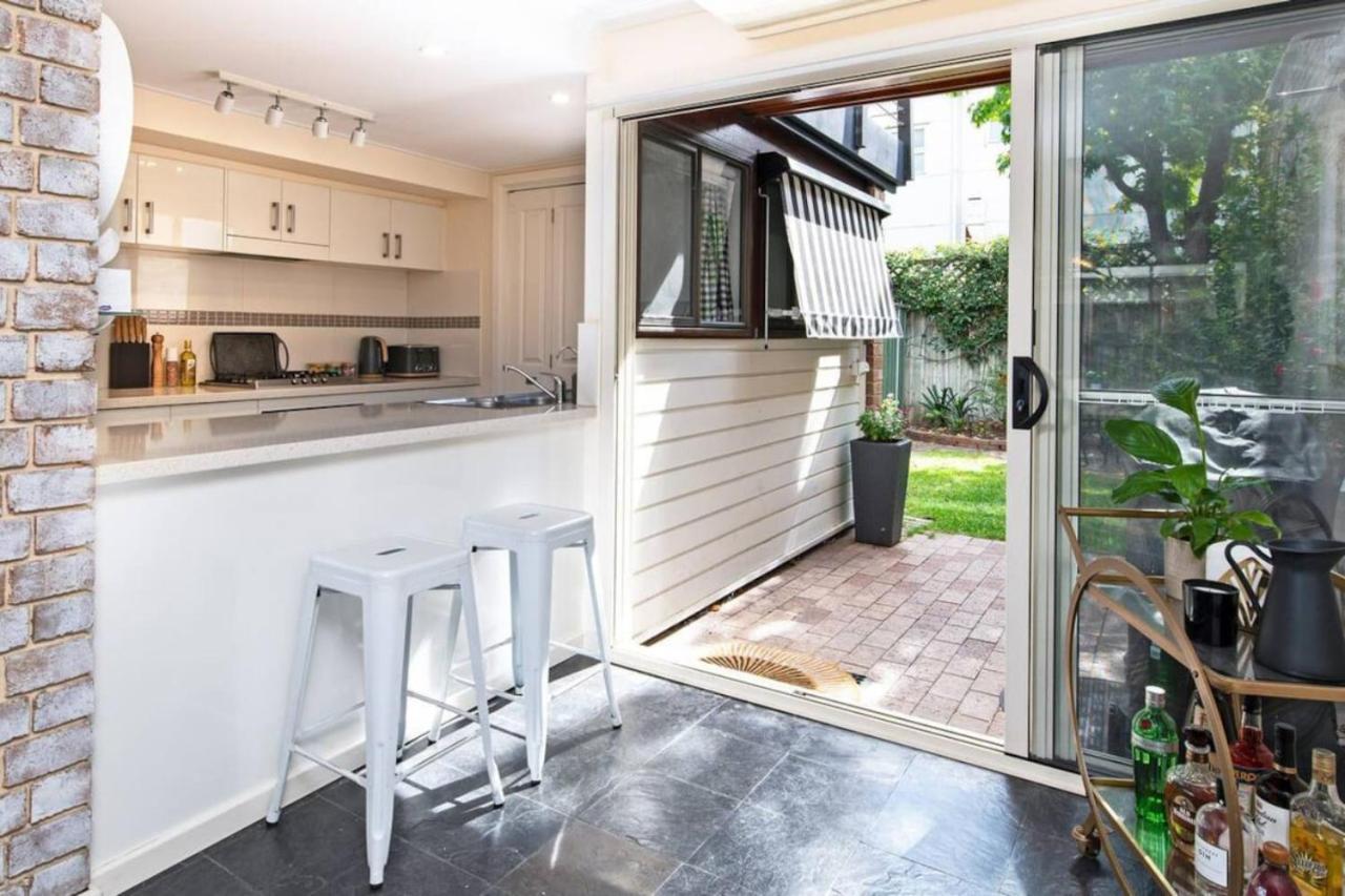 Character And Charm 3br With Free Wine * Adelaide