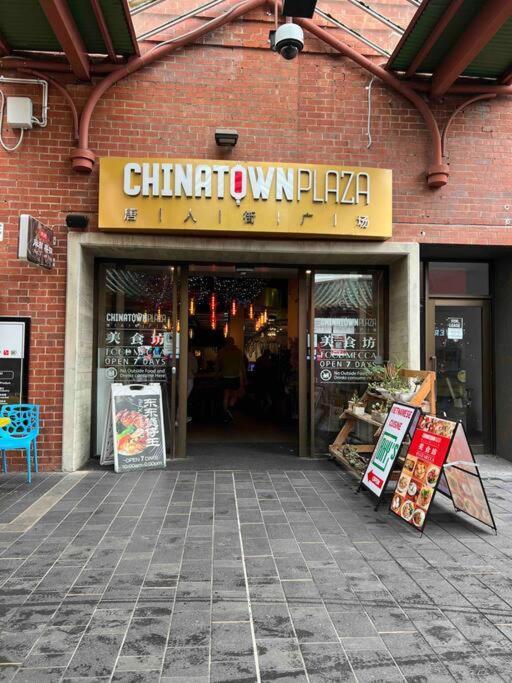 259 Gouger Unit 105 * Adelaide