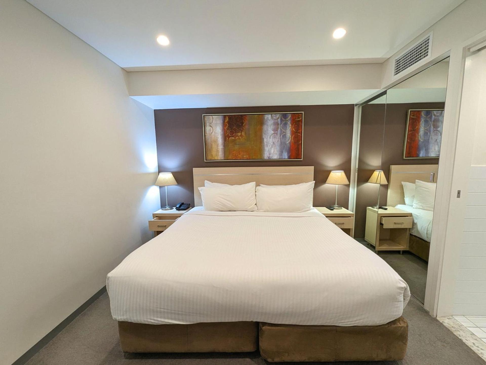 1br On North Terrace * Adelaide