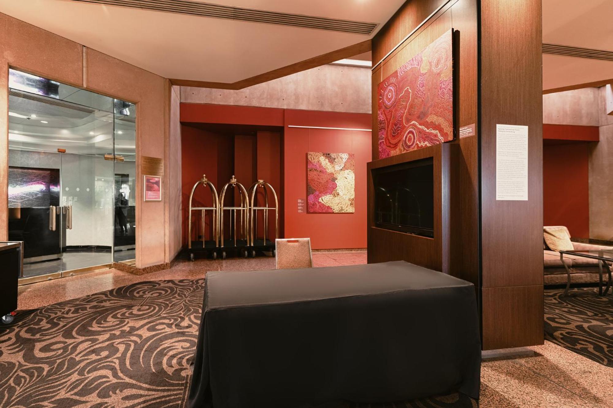 Intercontinental By Ihg Hotel