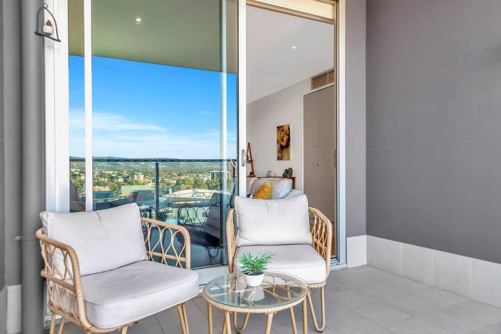 'the Hindmarsh' Hotel-style Pad With Hills Panorama