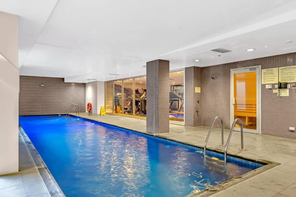 'the Hindmarsh' Hotel-style Pad With Hills Panorama Adelaide