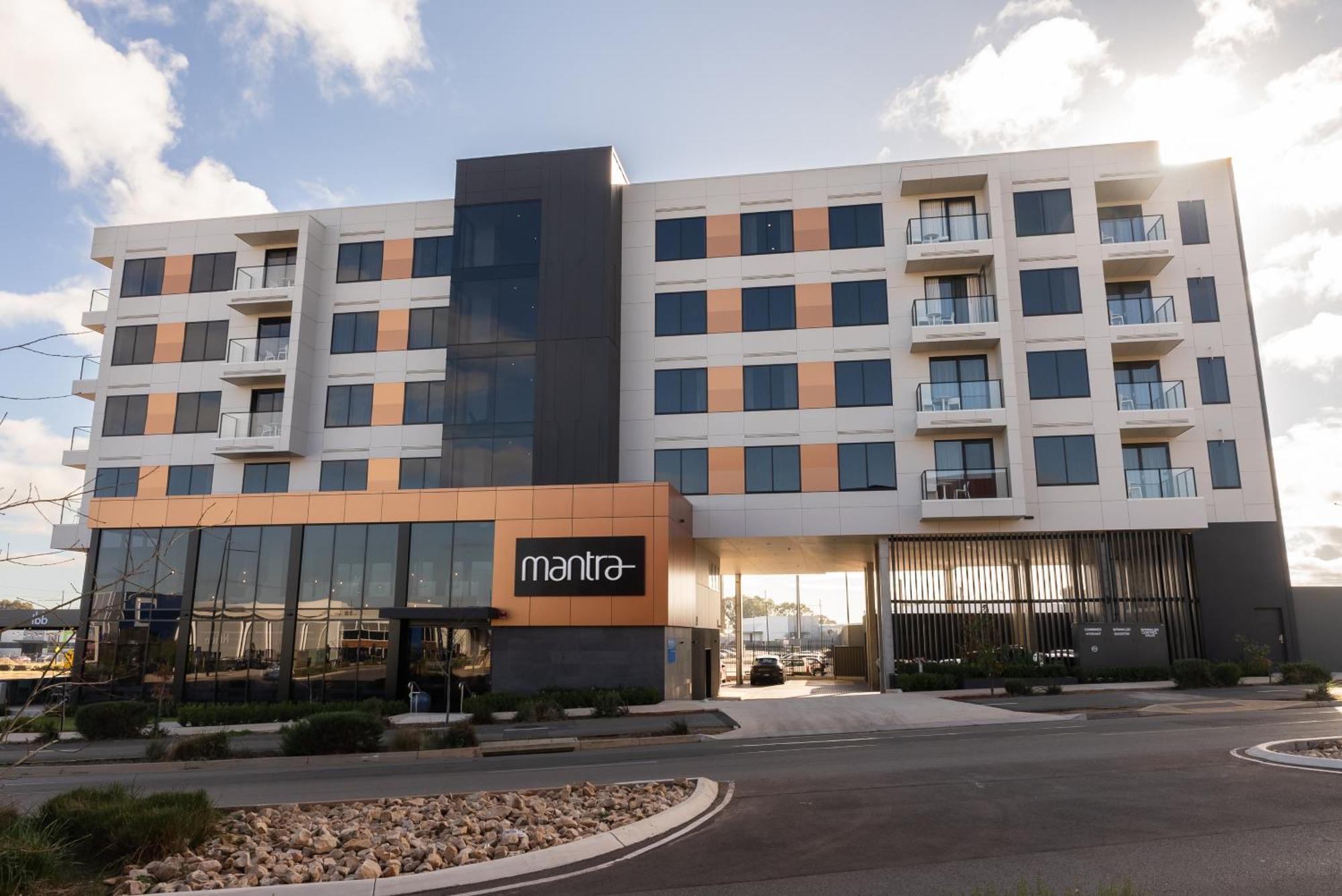 Mantra Tonsley 4*
