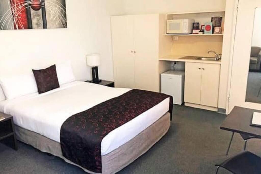 Apartment 259 Gouger *