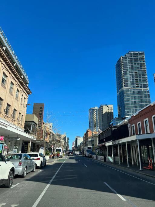 Entire 2br 1004 * Adelaide
