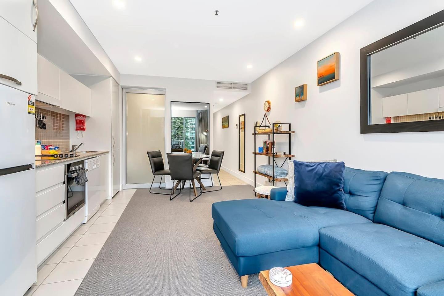 Apartment 'bayside Pines' Resort-style Haven On Glenelg Adelaide