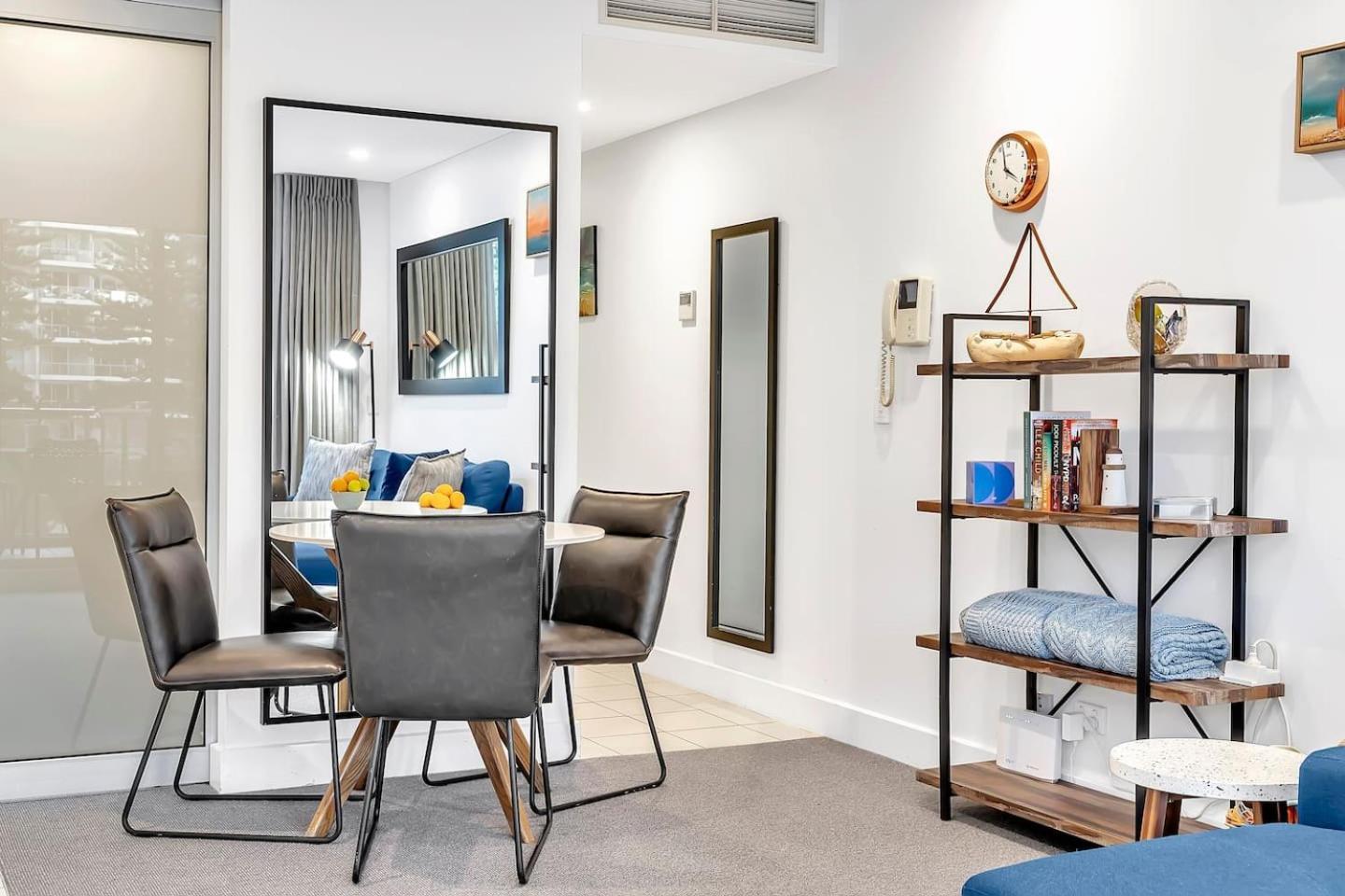 Apartment 'bayside Pines' Resort-style Haven On Glenelg