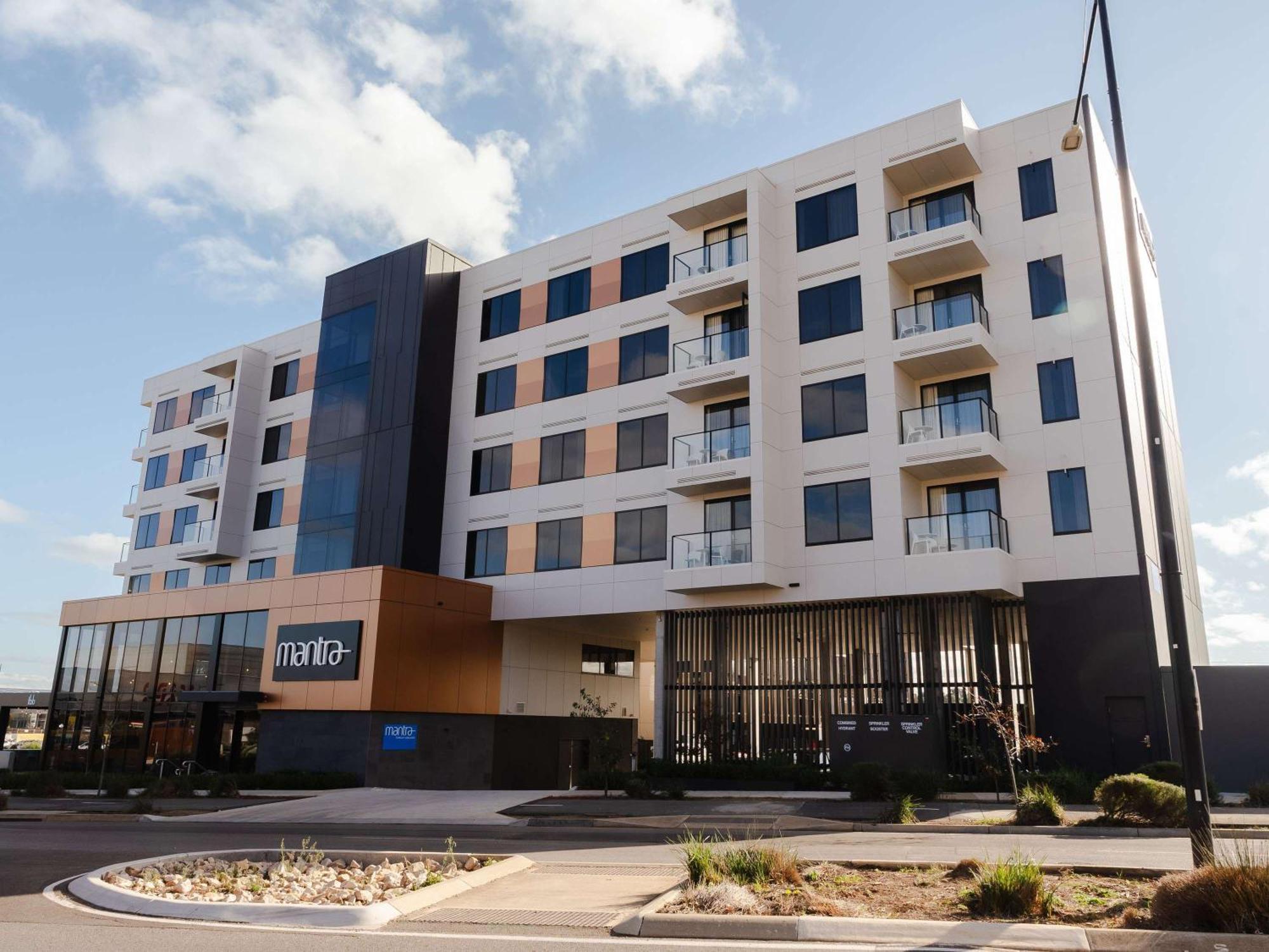 Mantra Tonsley 4* Adelaide