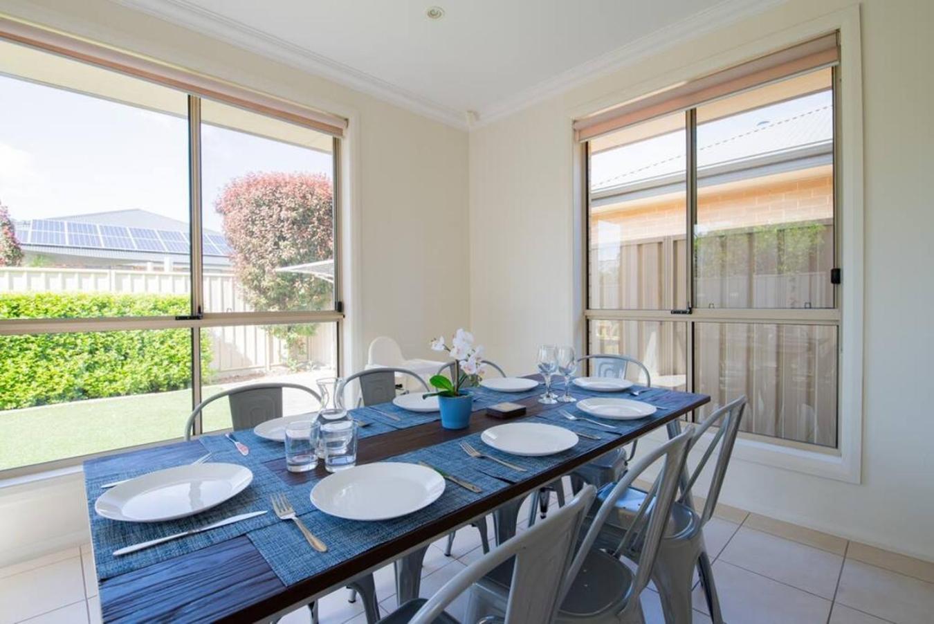 No Stairs, Big House, Garage Richmond 1 Holiday home Adelaide