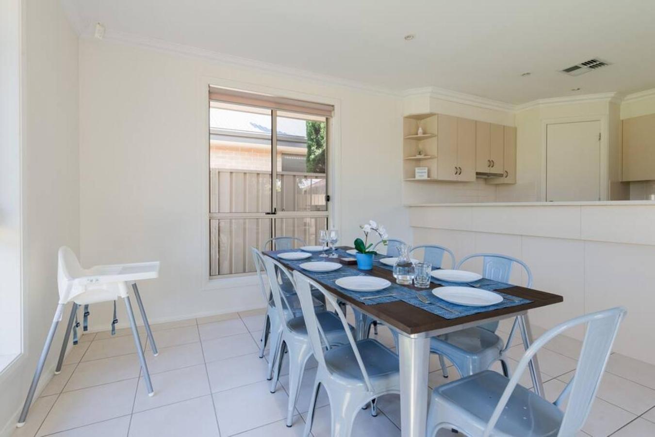 No Stairs, Big House, Garage Richmond 1 Holiday home Adelaide