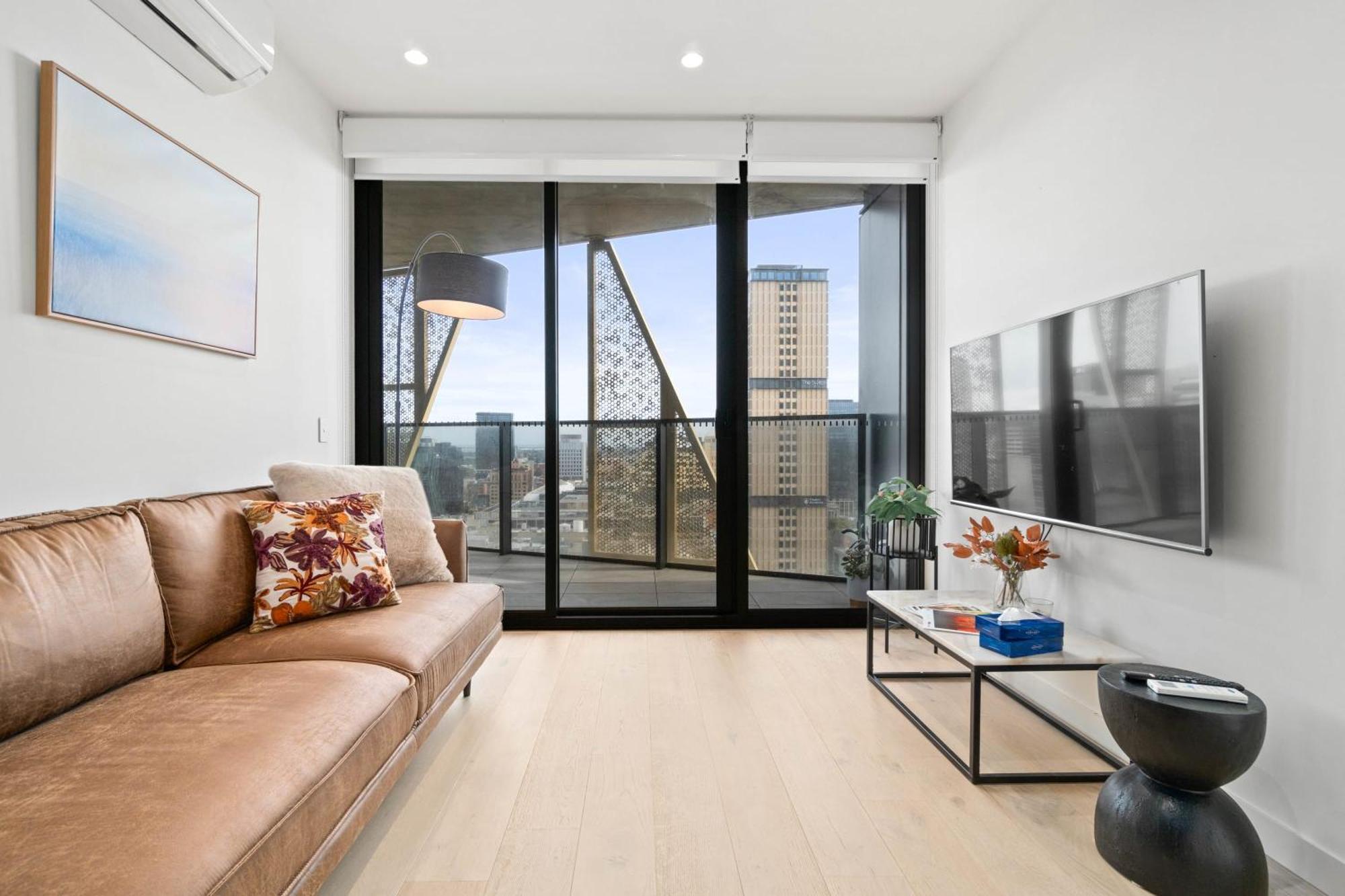 Apartment New Skyline View Luxury Homey Heart Of Adl *