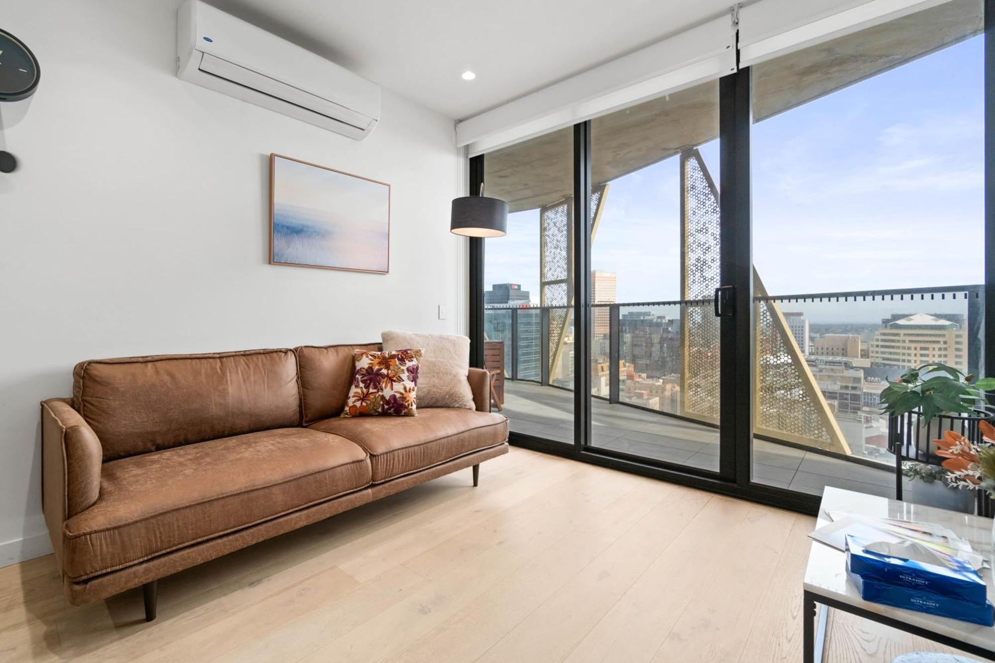 Apartment New Skyline View Luxury Homey Heart Of Adl Adelaide