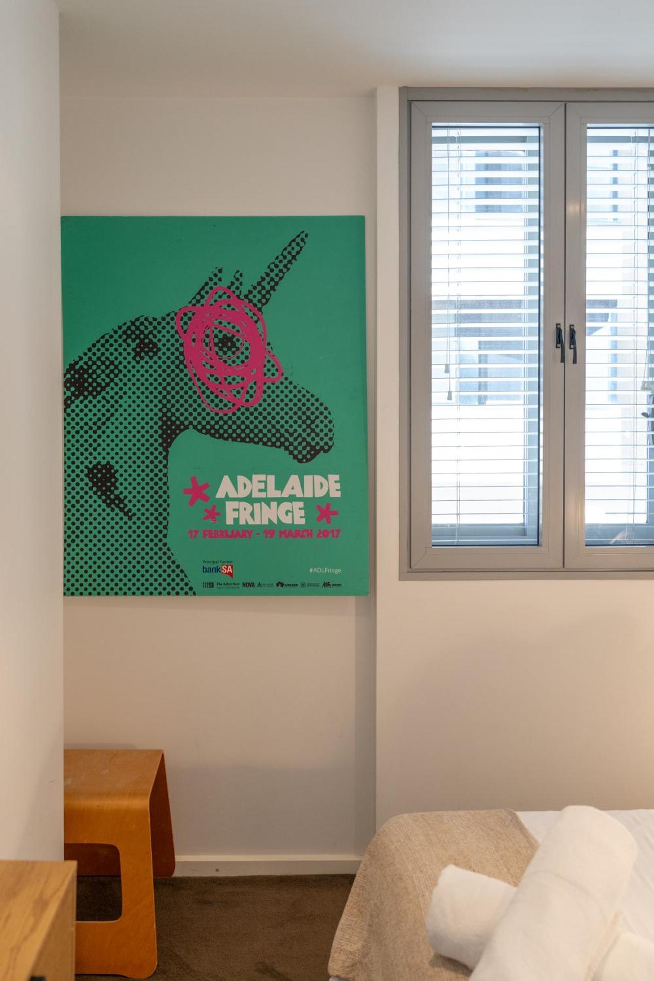 Artful Escape On York - 2x Carpark, Wifi, East End *
