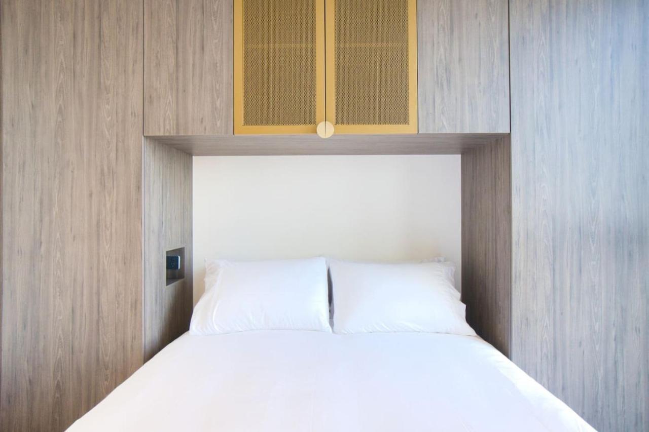 Paradise 2br In Rundle Mall