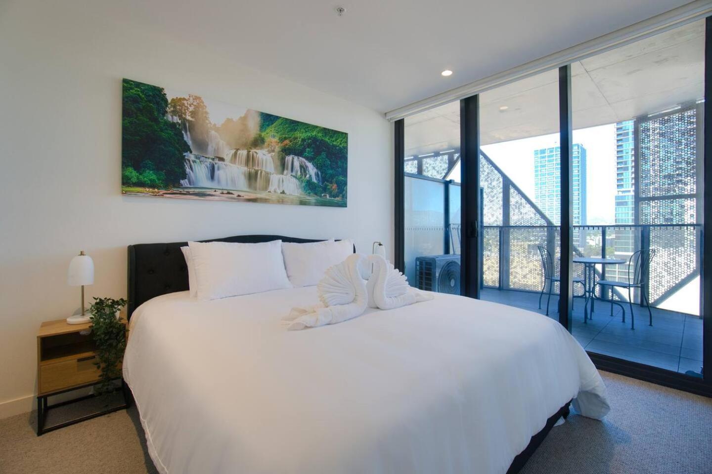 Apartment New And Modern 2br Gem In Rundle Mall *