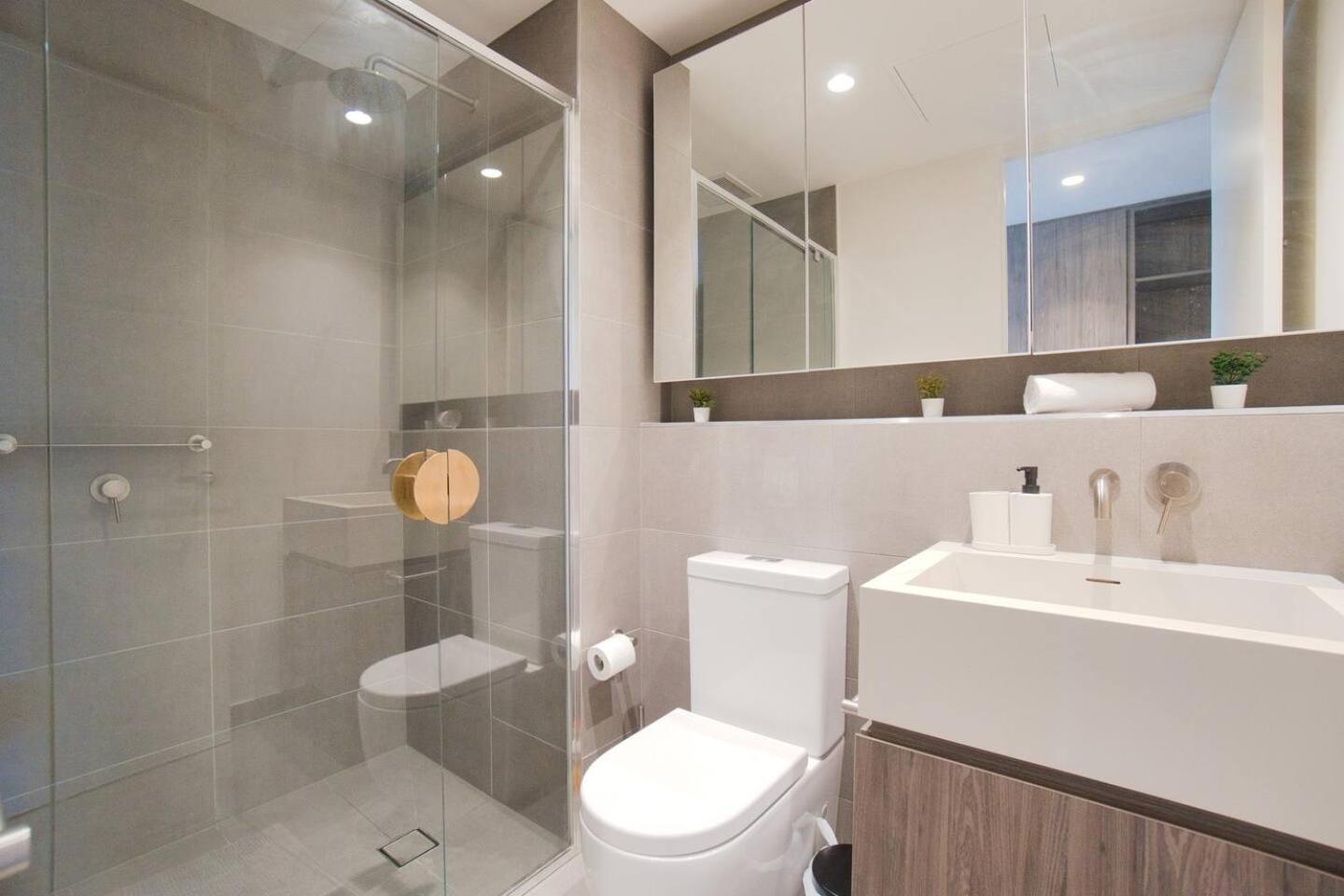 Apartment Urban Escape - 2br With Amazing Views Of Rundle Mall *