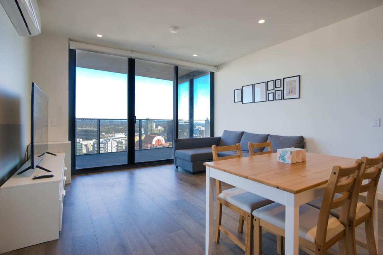 Apartment Urban Escape - 2br With Amazing Views Of Rundle Mall *
