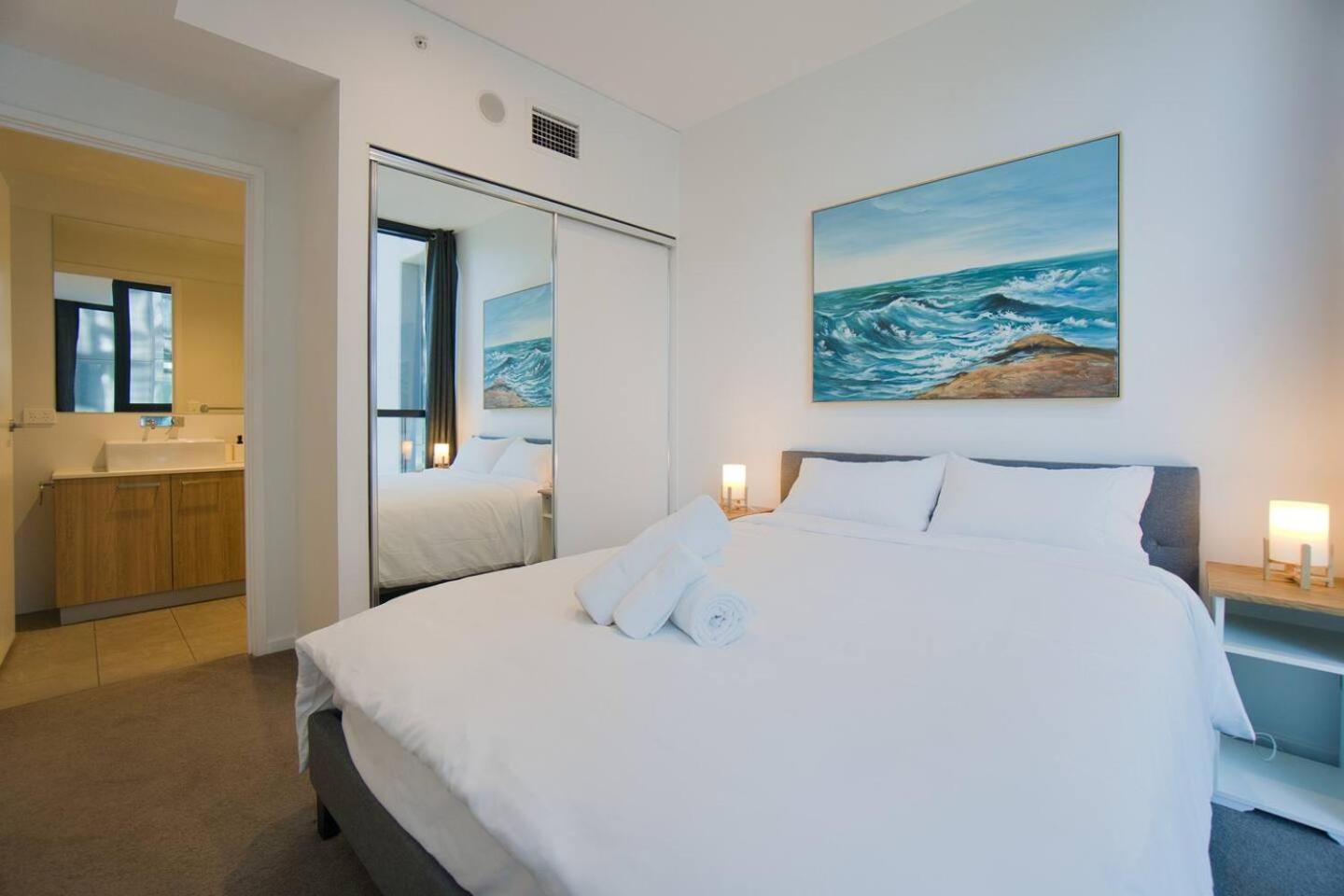 Ultimate Comfort - Modern 3br With Pool And Gym *