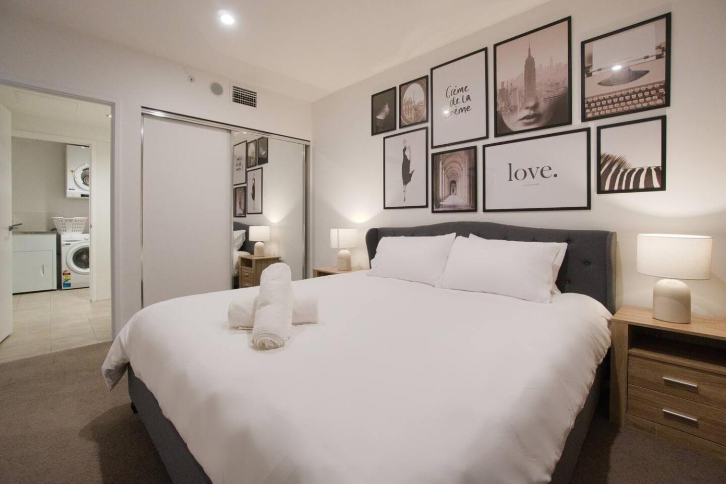 Charming Cbd Escape 1br With Pool And Gym *