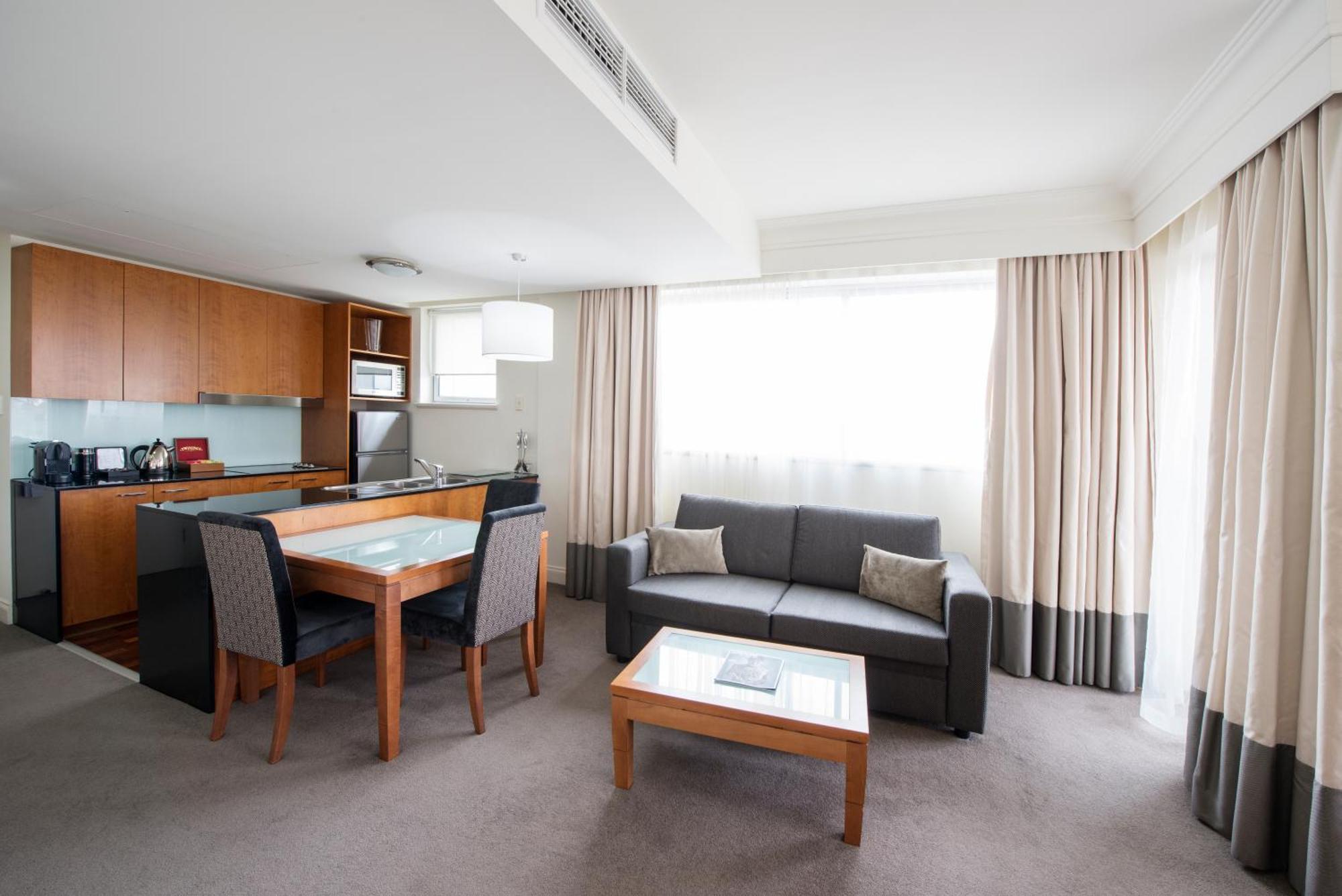 Hotel Majestic Roof Garden 4*