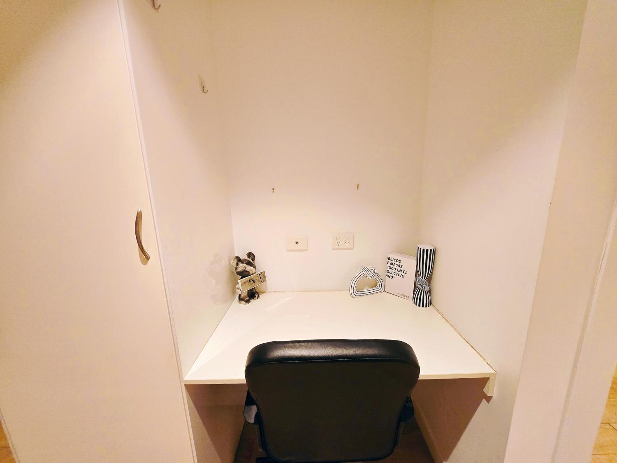 Eden - Black & White 伊甸园 - 非黑即白 Apartment