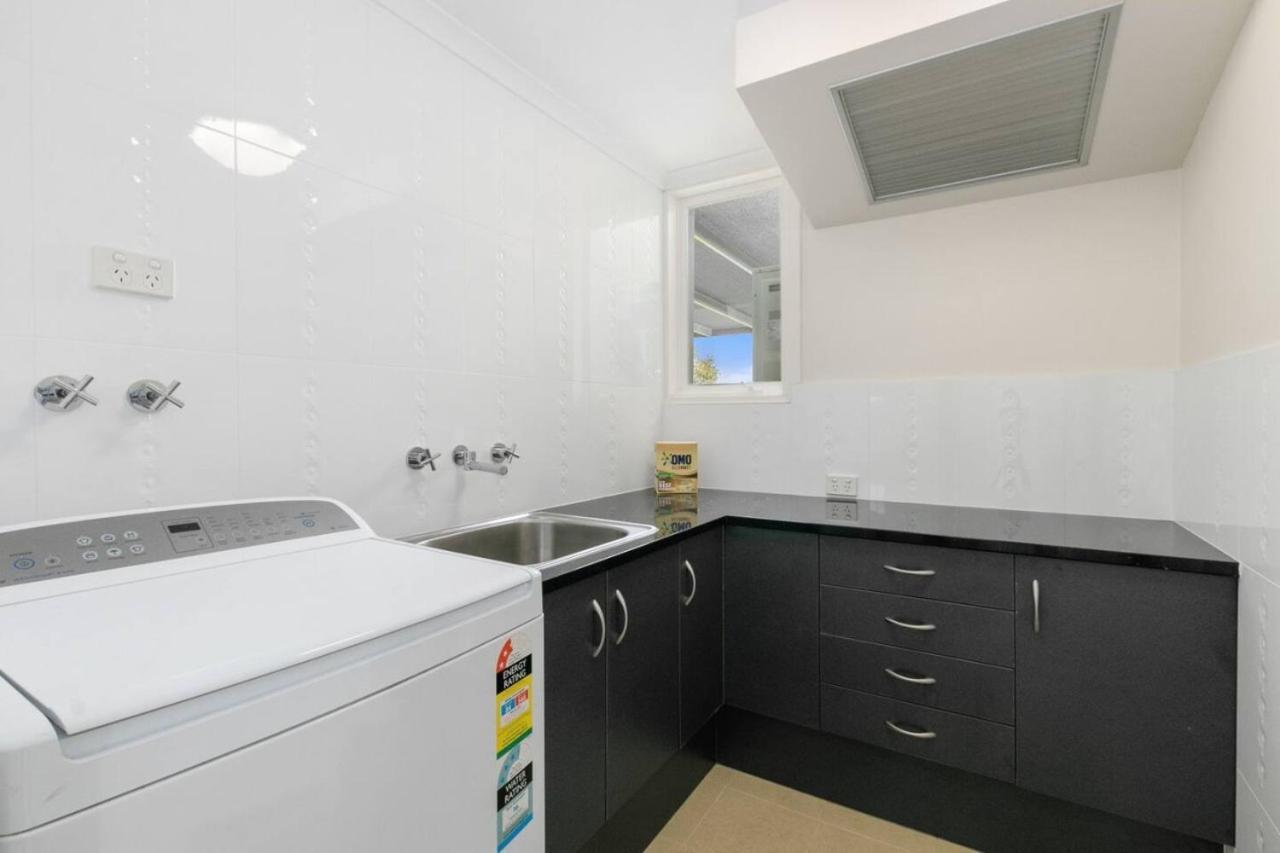 Sunset Estate In Mount Osmond Holiday home