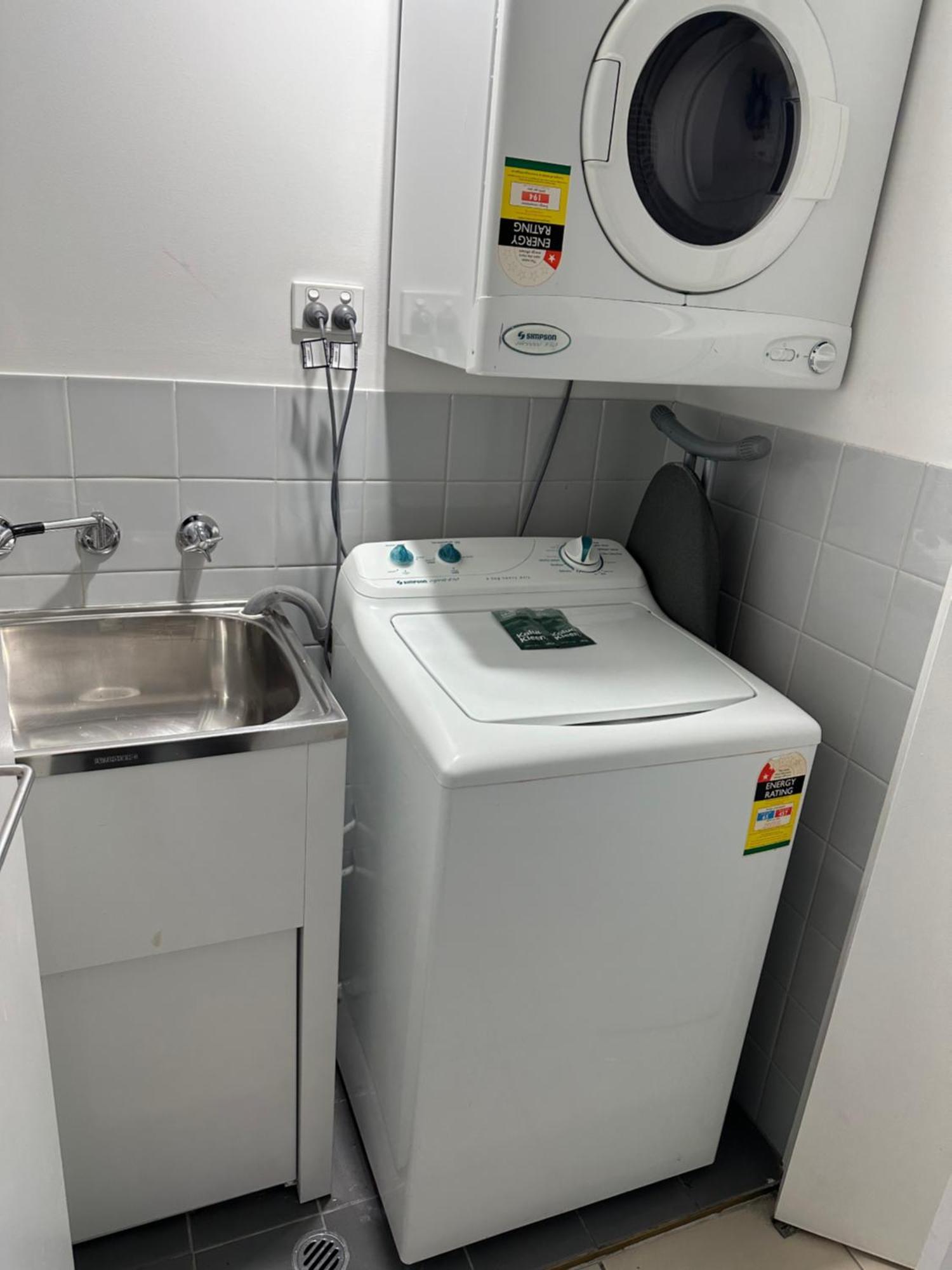 Apartment Embassy 1207 Adelaide