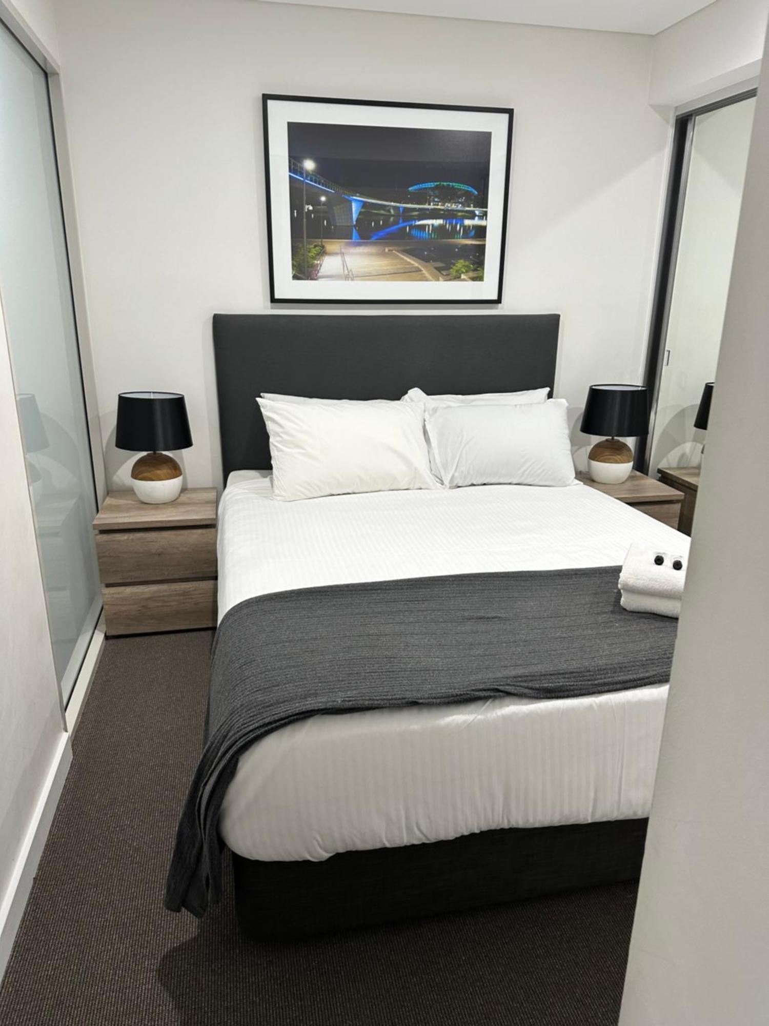 Embassy 1207 Apartment *