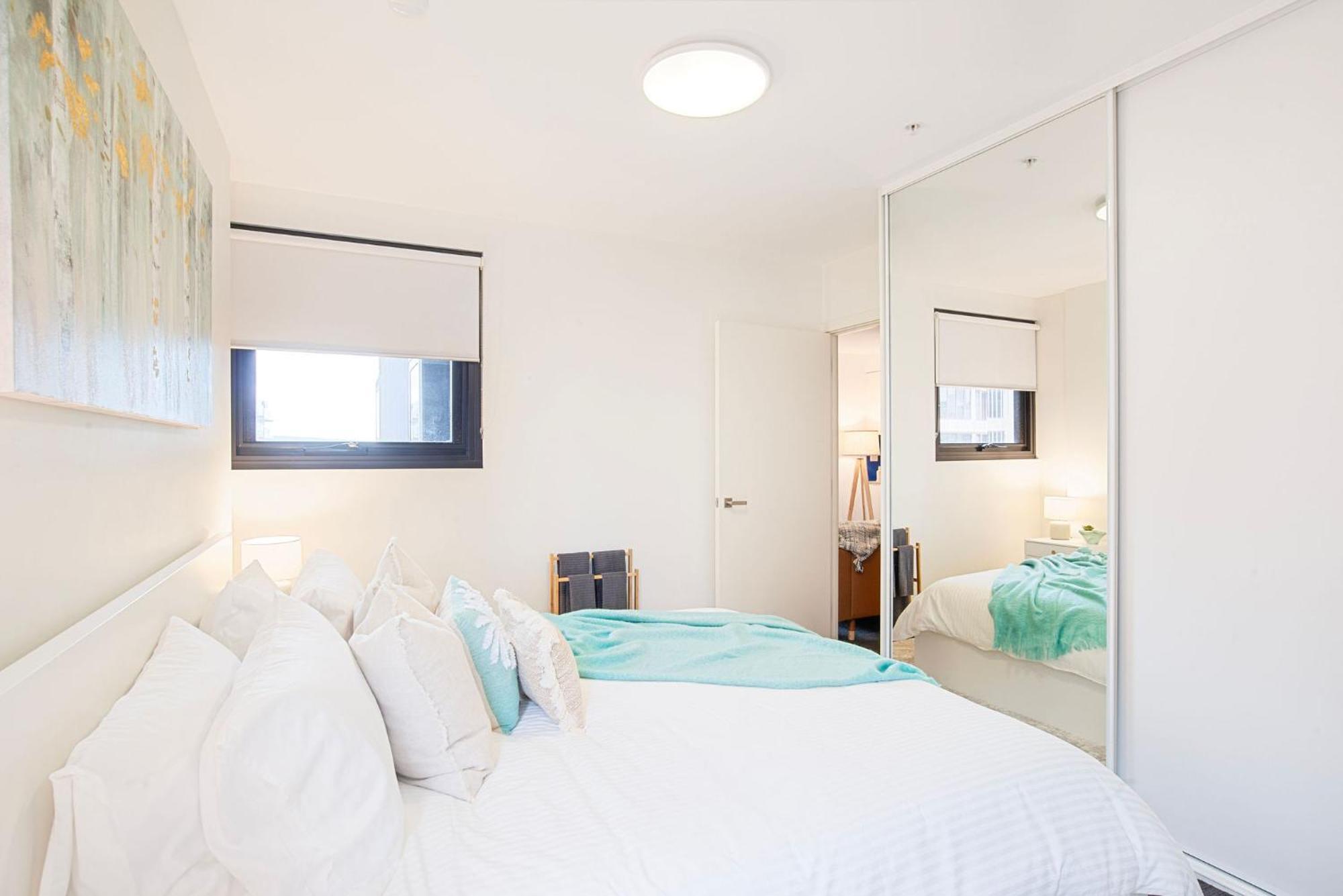 Apartment The Waymouth Executive I Workspace I Free Parking