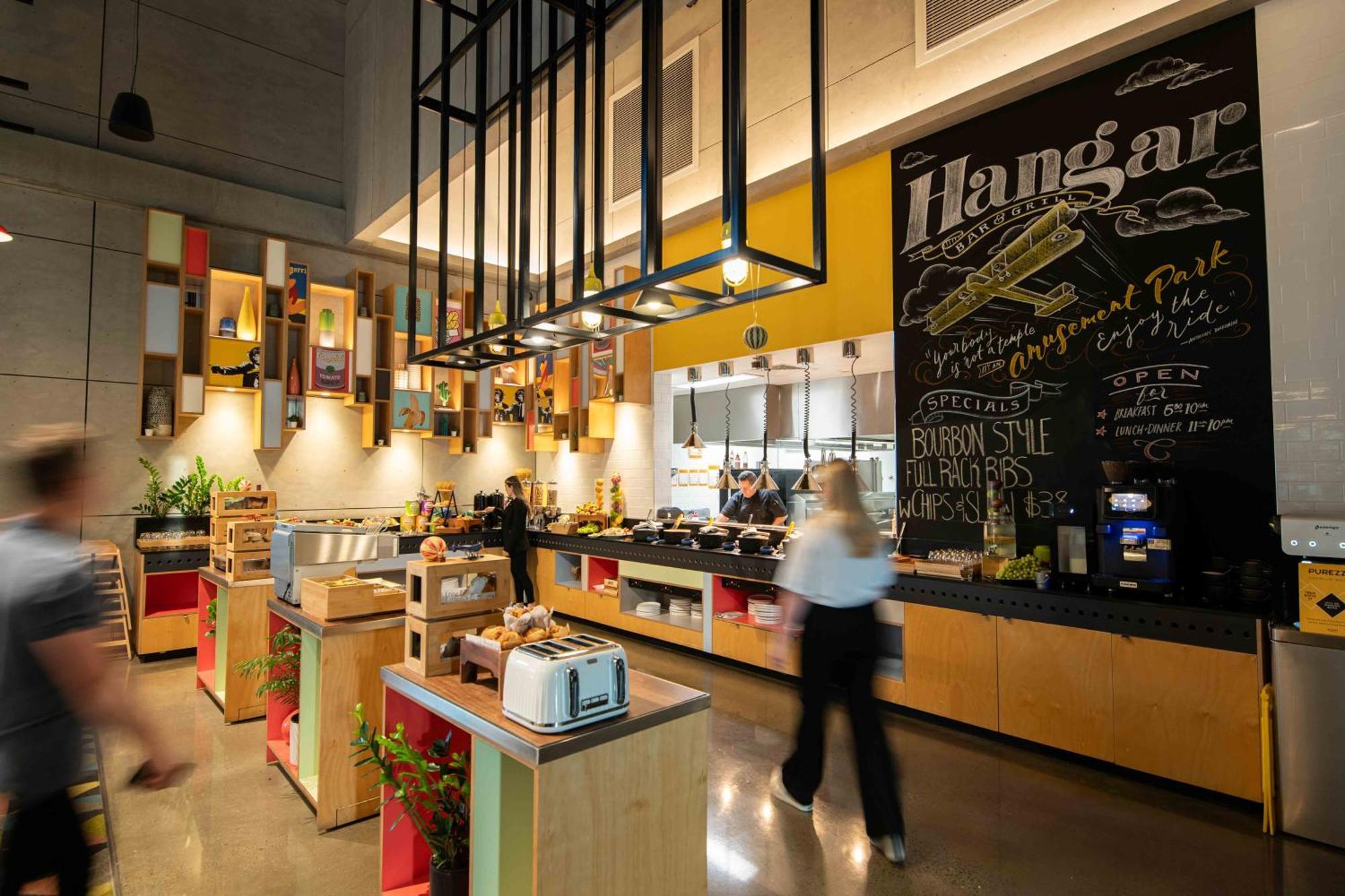 Hotel Atura Airport