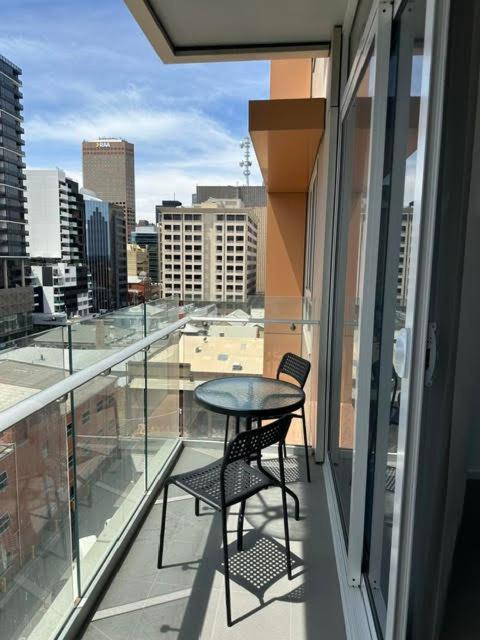 Apartamento Modern One Bedroom At Morphett Street *