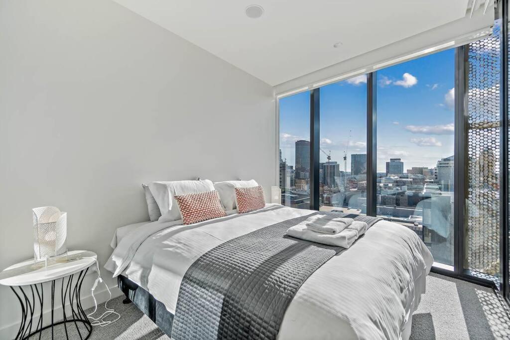 Apartment One Bedroom In The Heart Of Cbd Adelaide