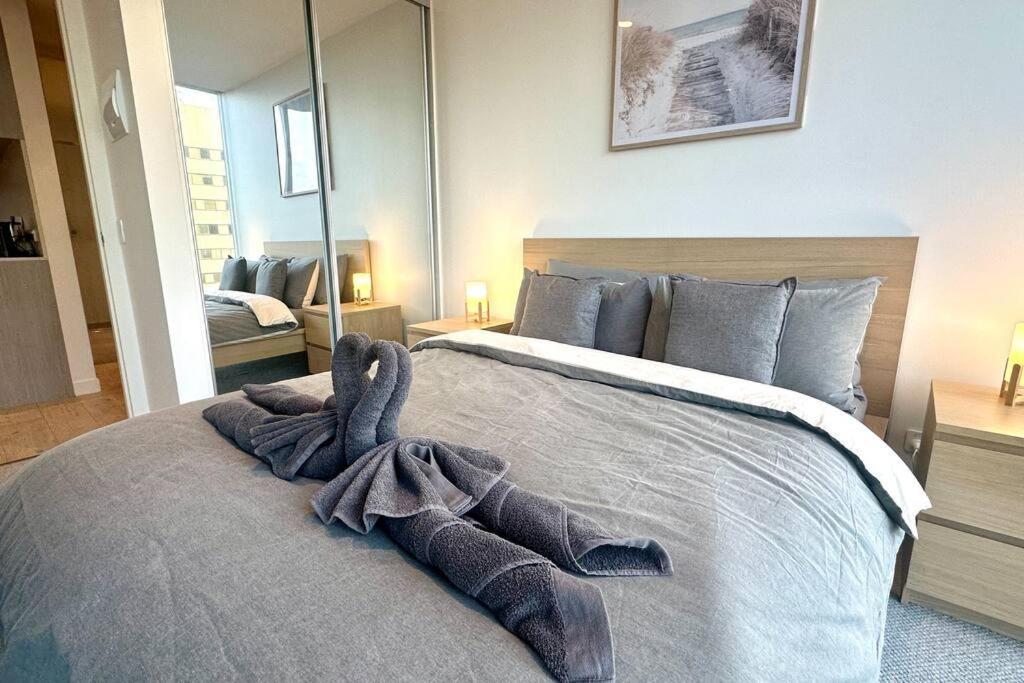 The Cedar In The Heart Of Cbd Apartment