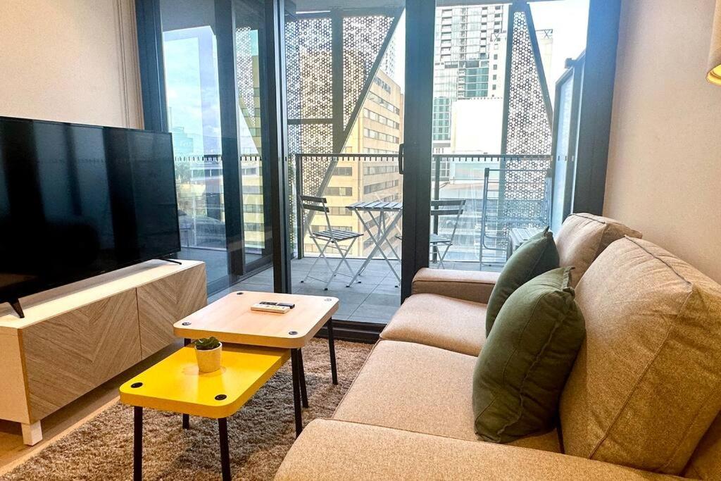 Apartment The Cedar In The Heart Of Cbd Adelaide