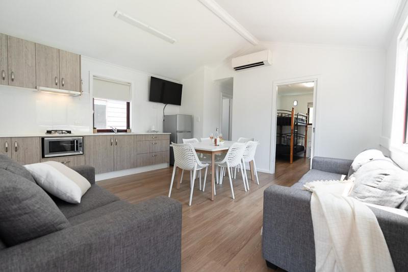- Aspen Holiday park