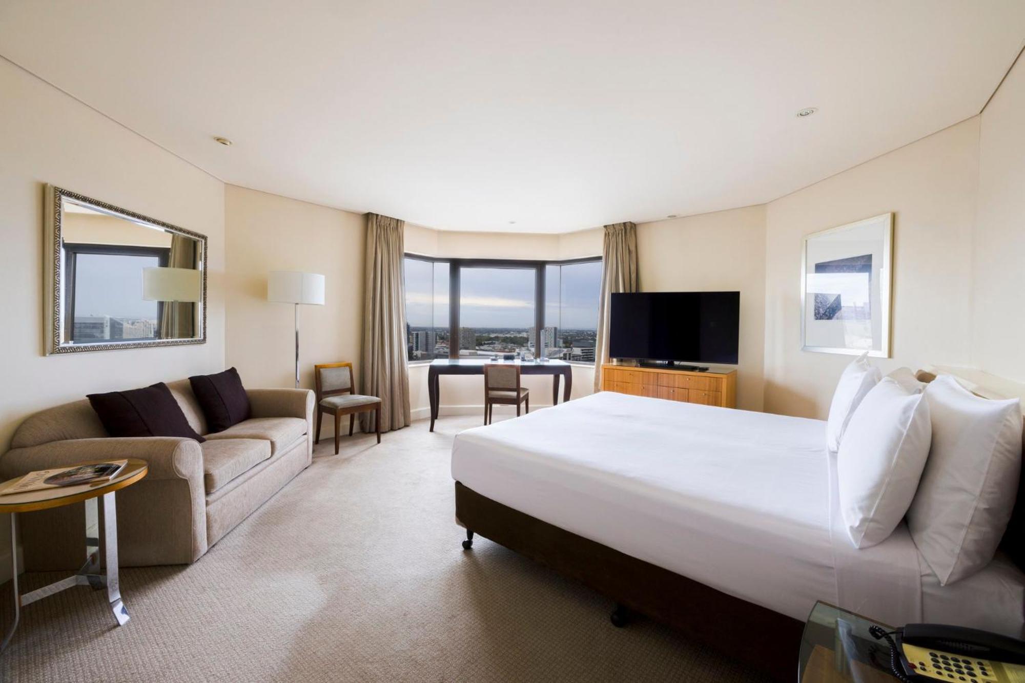 Intercontinental By Ihg 5*