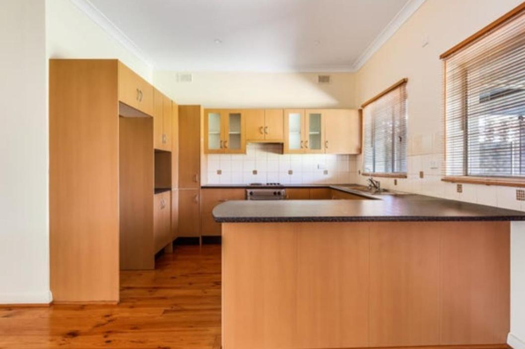Eastern Suburbs Get Away * Adelaide
