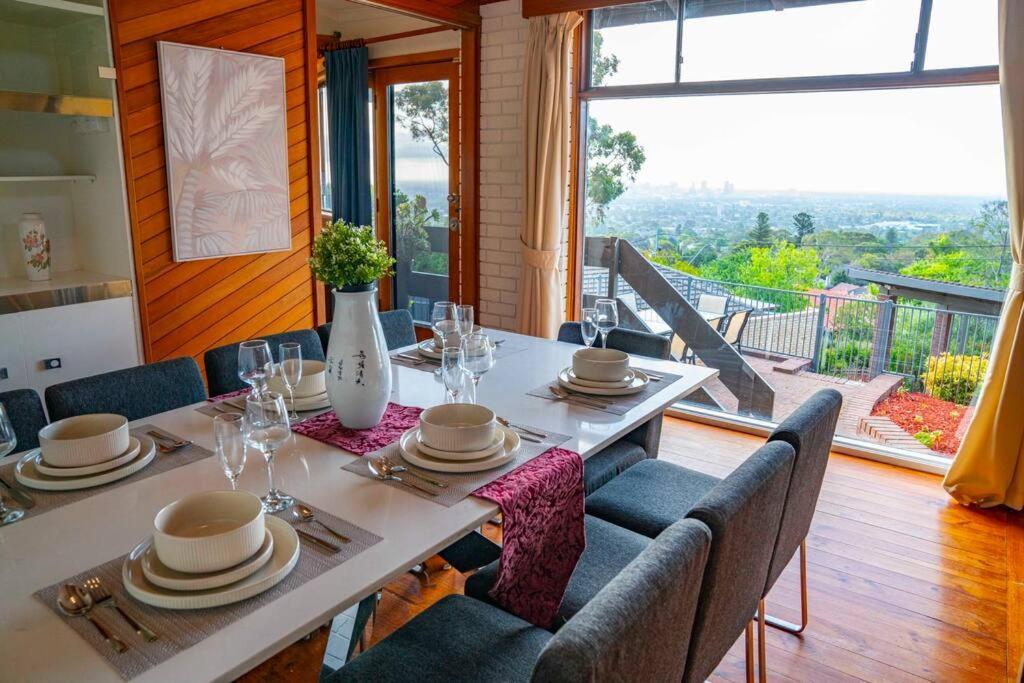 Tranquil Escape The Gerald House Near The Villa *