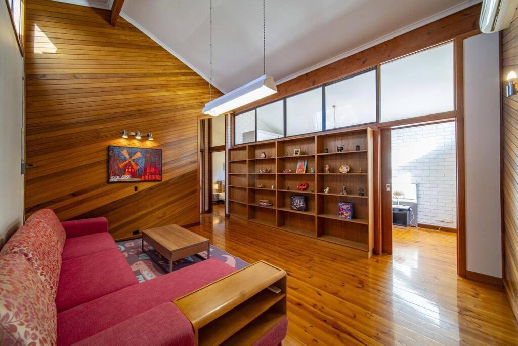 Tranquil Escape The Gerald House Near The