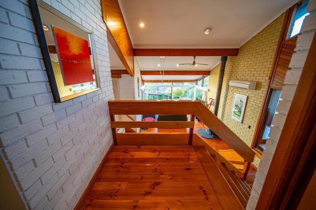 Tranquil Escape The Gerald House Near The Villa *