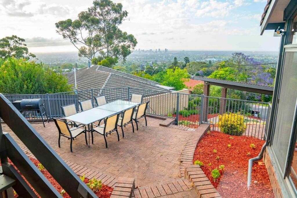 Tranquil Escape The Gerald House Near The Villa *