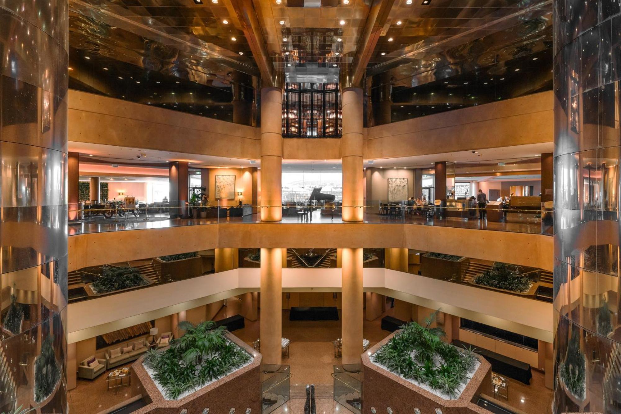 Intercontinental By Ihg