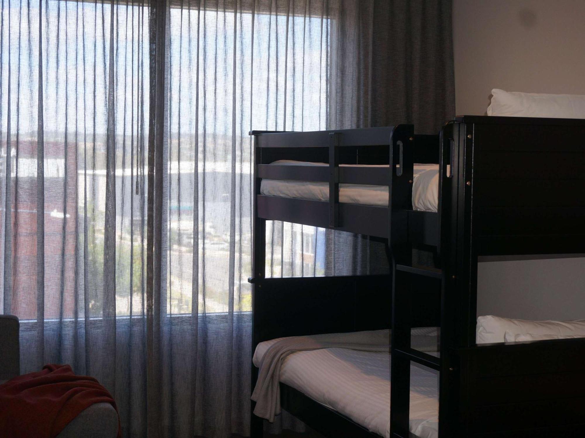 Mantra Tonsley Aparthotel 4*