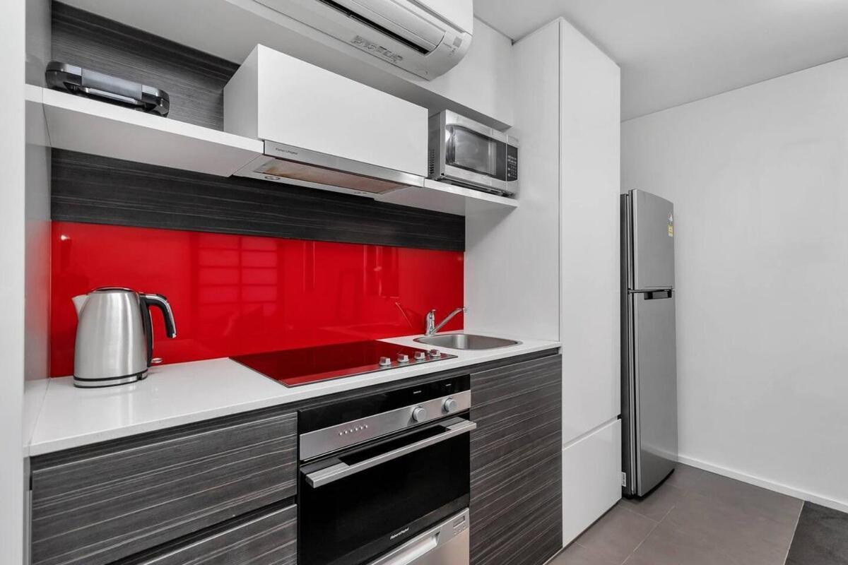 Cbd, East End Delight! Wifi, Central, Cafe Apartment