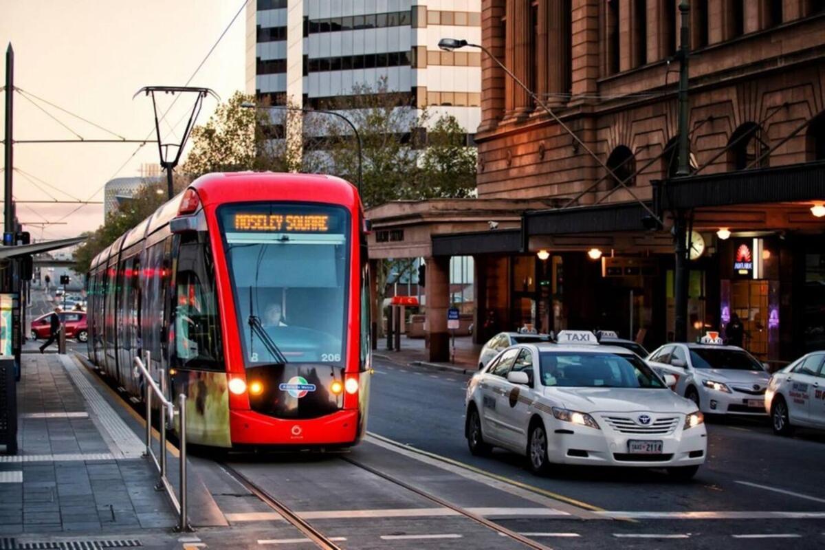 Cbd, East End Delight! Wifi, Central, Cafe * Adelaide