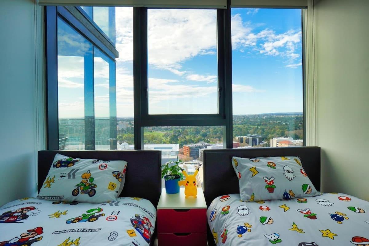Nintendo Theme-adelaide Cbd-king Bed-gym-bbq *