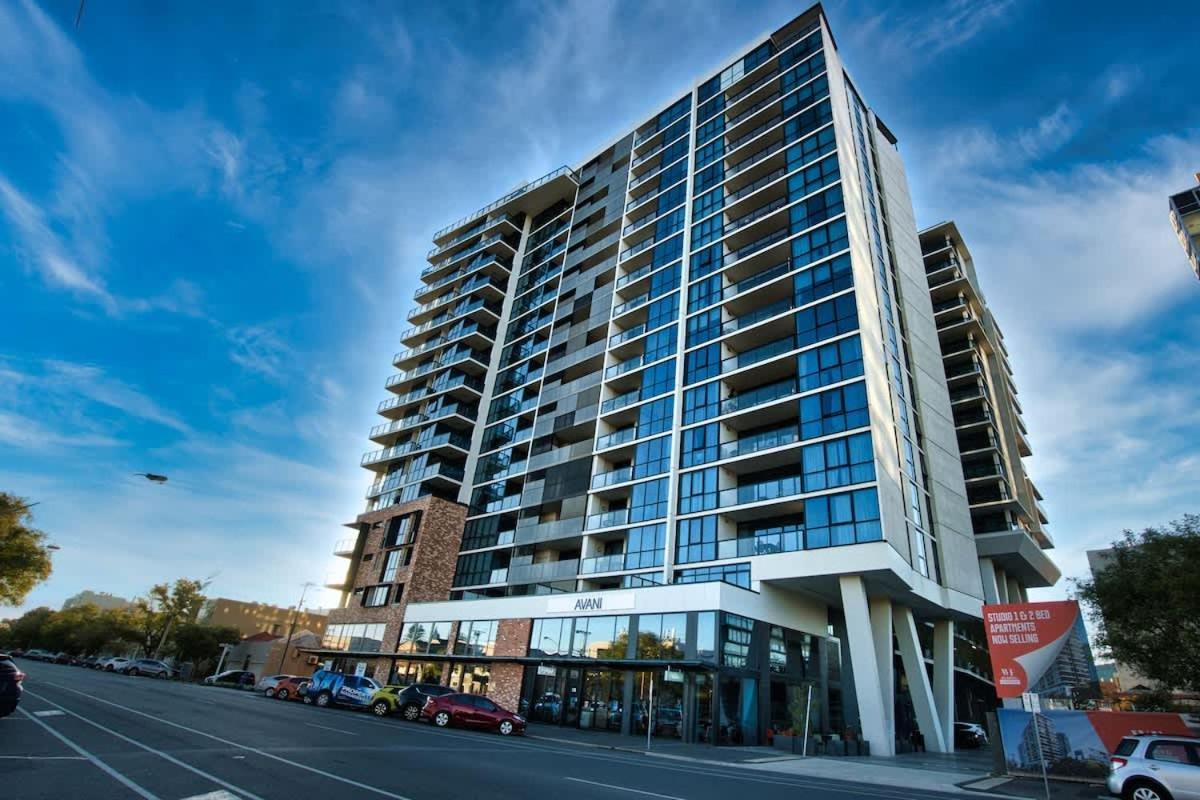 Luxury 3 Bedroom With Pool-gym-sauna-steam Adelaide