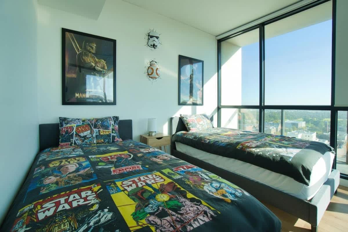 Star Wars Theme - Pool - Gym - Sauna - Steam Apartment